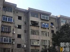 绿洲小区爆料事件最新,揭秘背后真相与争议焦点 第2张 绿洲小区爆料事件最新,揭秘背后真相与争议焦点 第2张